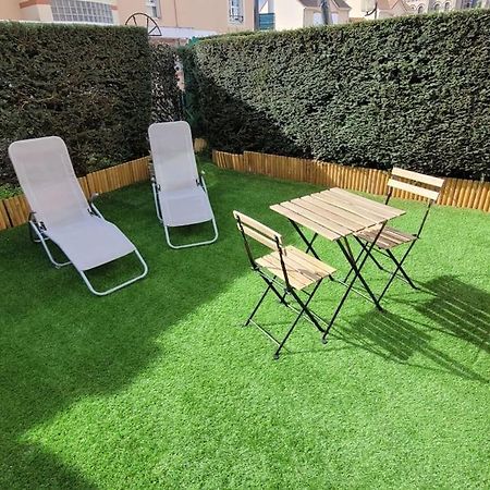 Appartement Avec Jardinet Le Petit-Quevilly Exterior photo
